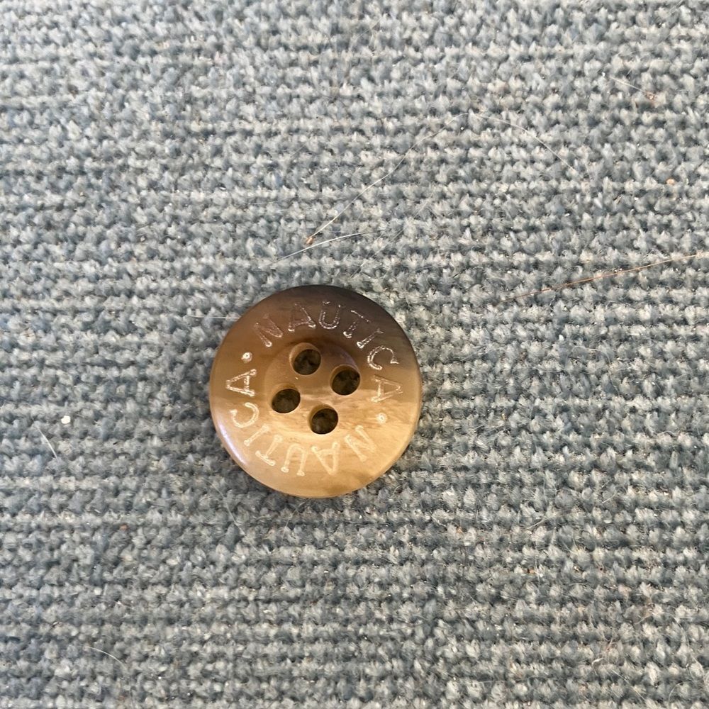 Nautica Button